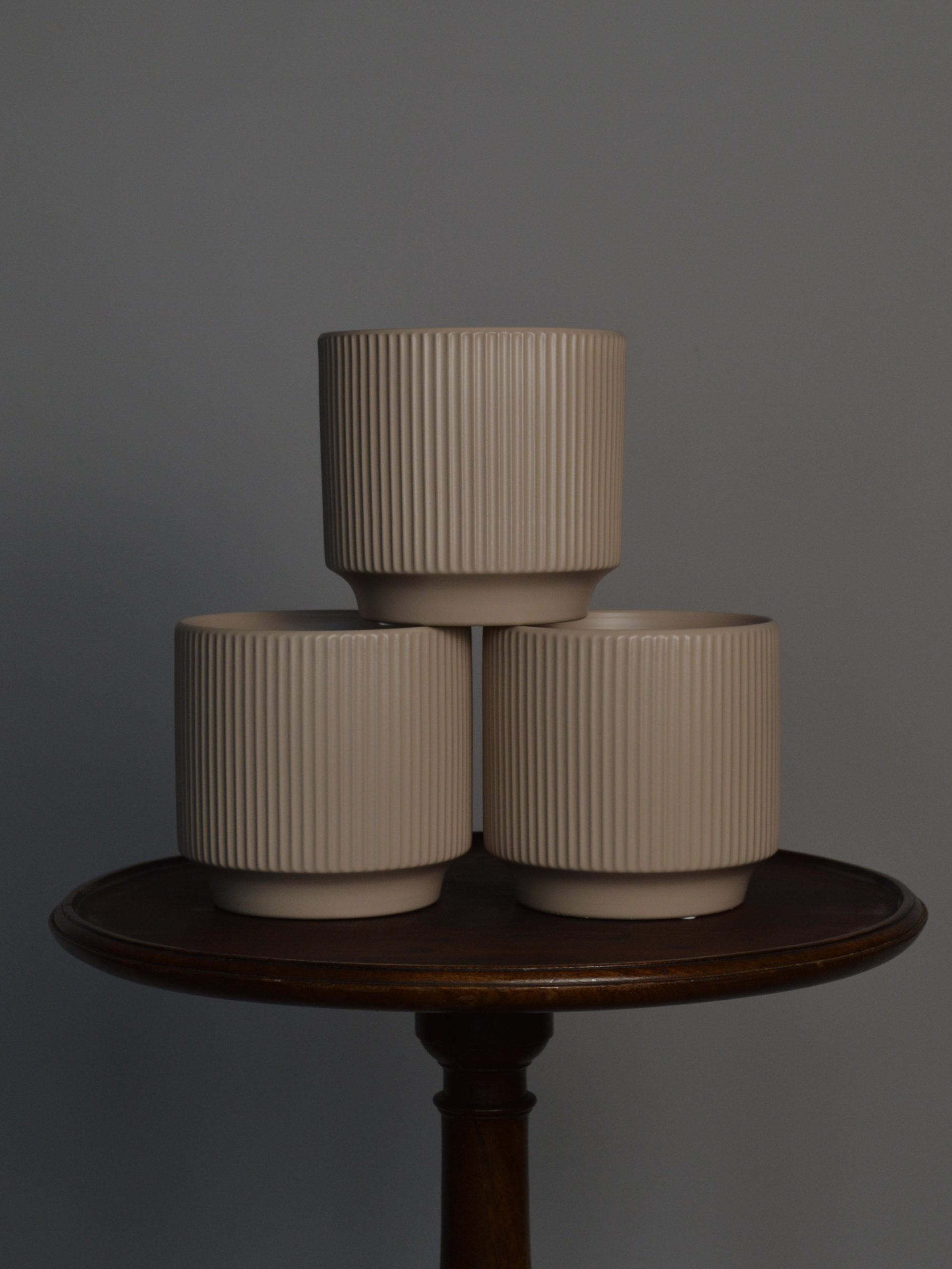 Pink Minimalist Ceramic Pot - Image 2